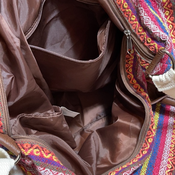 Huge embroidered tote - Picture 9 of 11